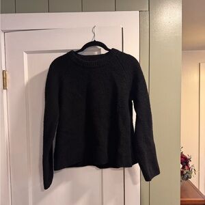 Quince Women's Mongolian Cashmere Black Crew Neck Sweater